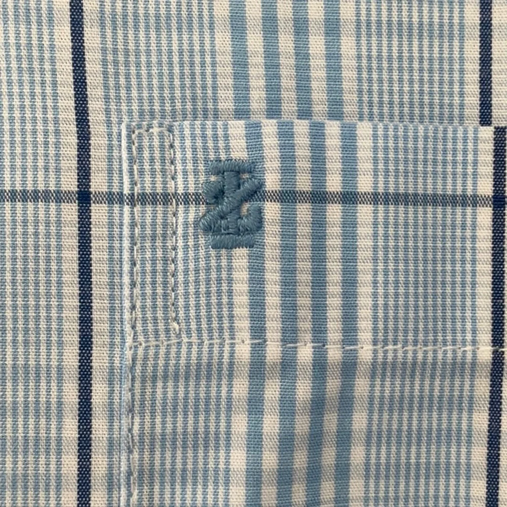 Izod Men’s Long Sleeve Button Down Shirt - Size XXL - Picture 4 of 4